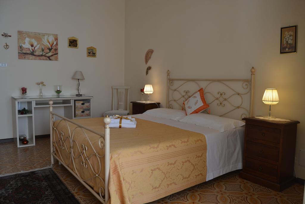 Bed & Breakfast Marena Sant'Agata Li Battiati Pokój zdjęcie